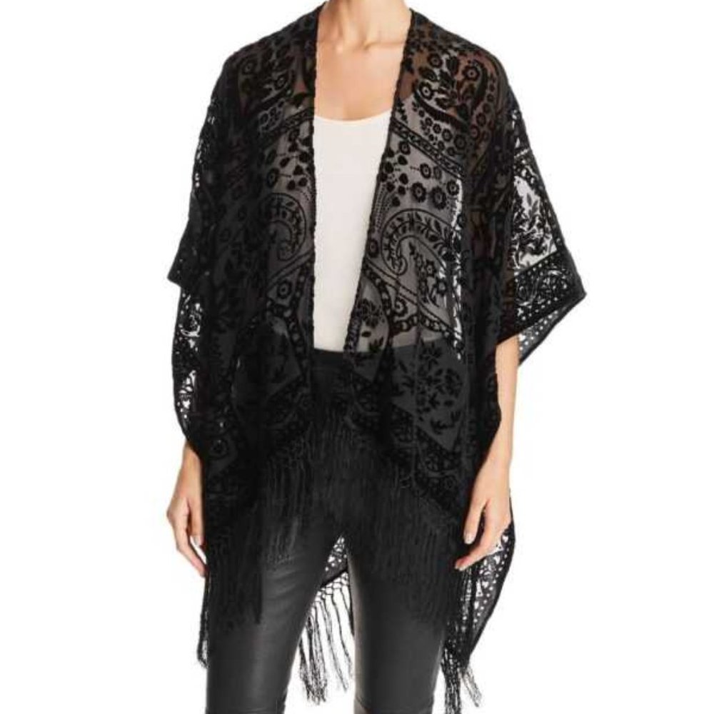 Echo Women's Border Laurels Velvet Burnout Ruana